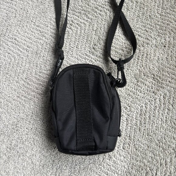 Case Logic Small Camera Case - Picture 3 of 5